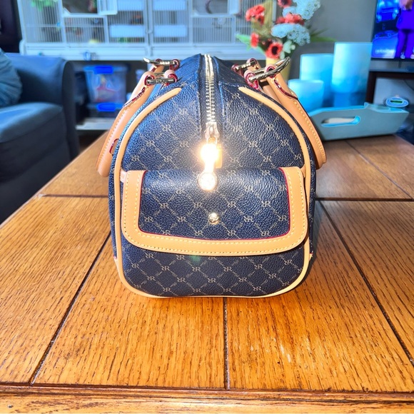 🦄Unicorn! RIONI Small Boston Bag in NAVY BLUE - Picture 6 of 15